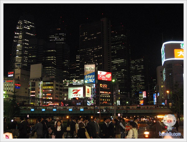 Shinjuku070.JPG